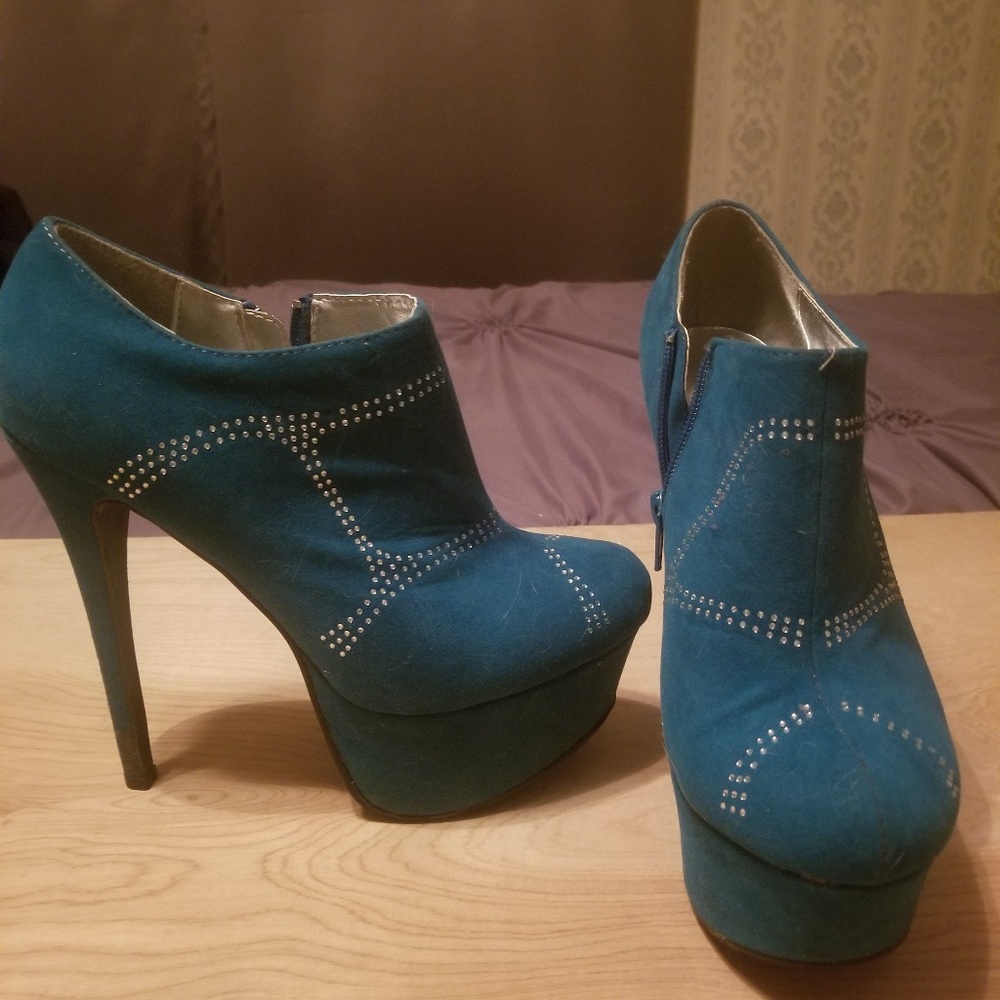 Turquoise platform booties